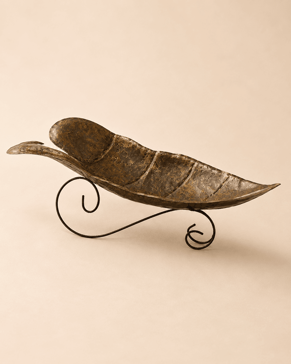 Fruteira artesenal - Metal - Dourado escuro envelhecido